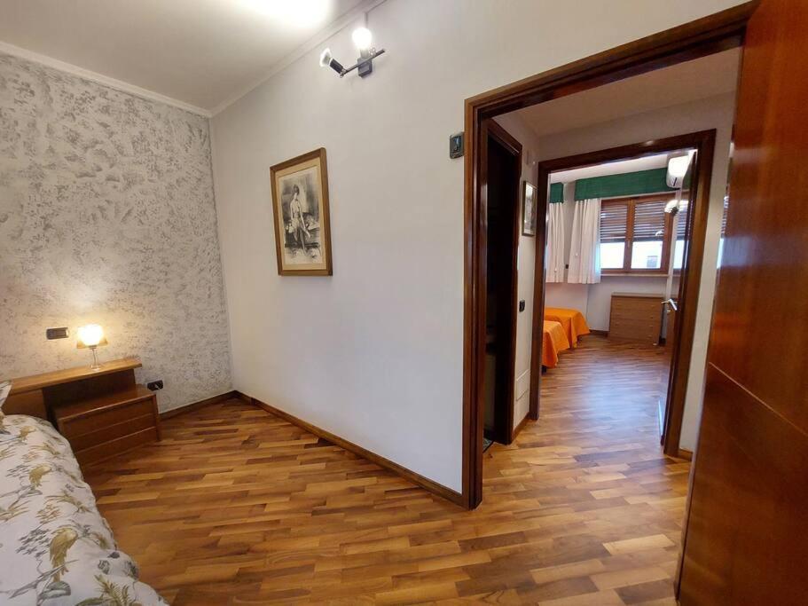 Апартаменты Lungarno 32 With Private Parking Флоренция Экстерьер фото