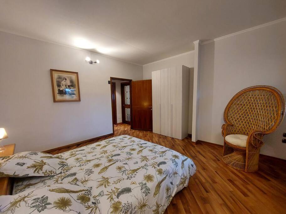Апартаменты Lungarno 32 With Private Parking Флоренция Экстерьер фото
